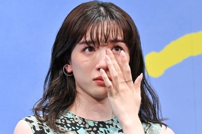 'Ngoc nu Nhat Ban' tuyet vong sau be boi ngoai tinh hinh anh