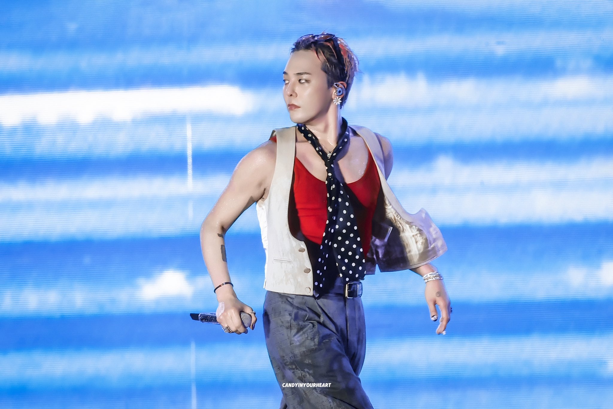 Tiếc nuối ở đêm nhạc có G-Dragon tại Mỹ Đình