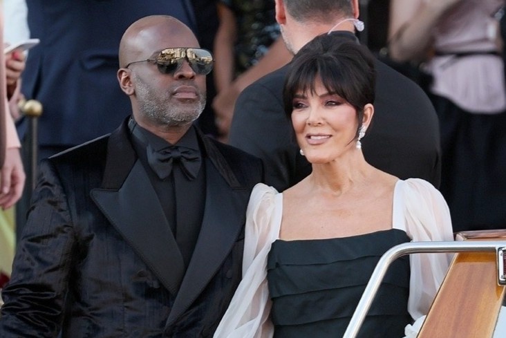 Me Kim 'sieu vong ba' ben ban trai kem 25 tuoi hinh anh