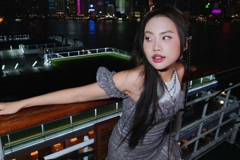 Phuong My Chi vuot qua tu ket cuoc thi Trung Quoc hinh anh