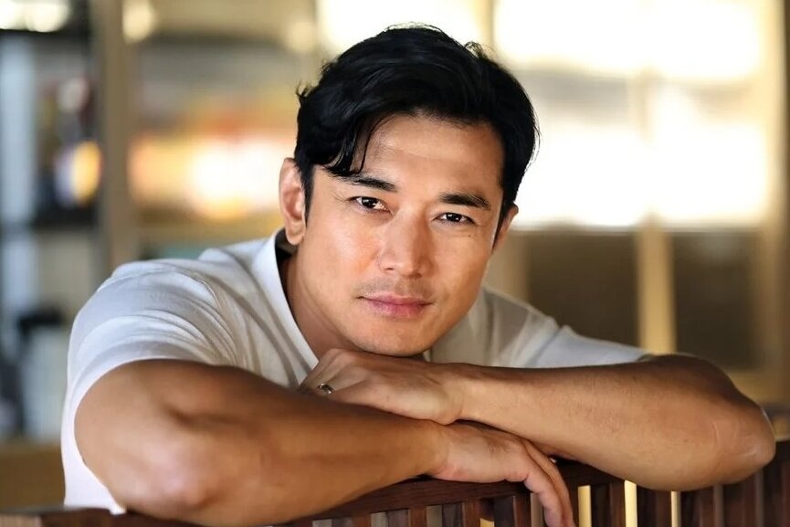 Dien vien Hoang Tuong Hung livestream ban thit bo hinh anh