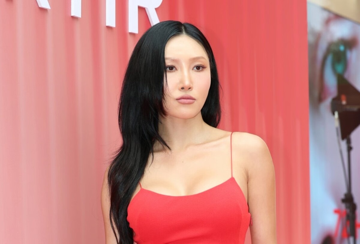 Hwasa anh 1