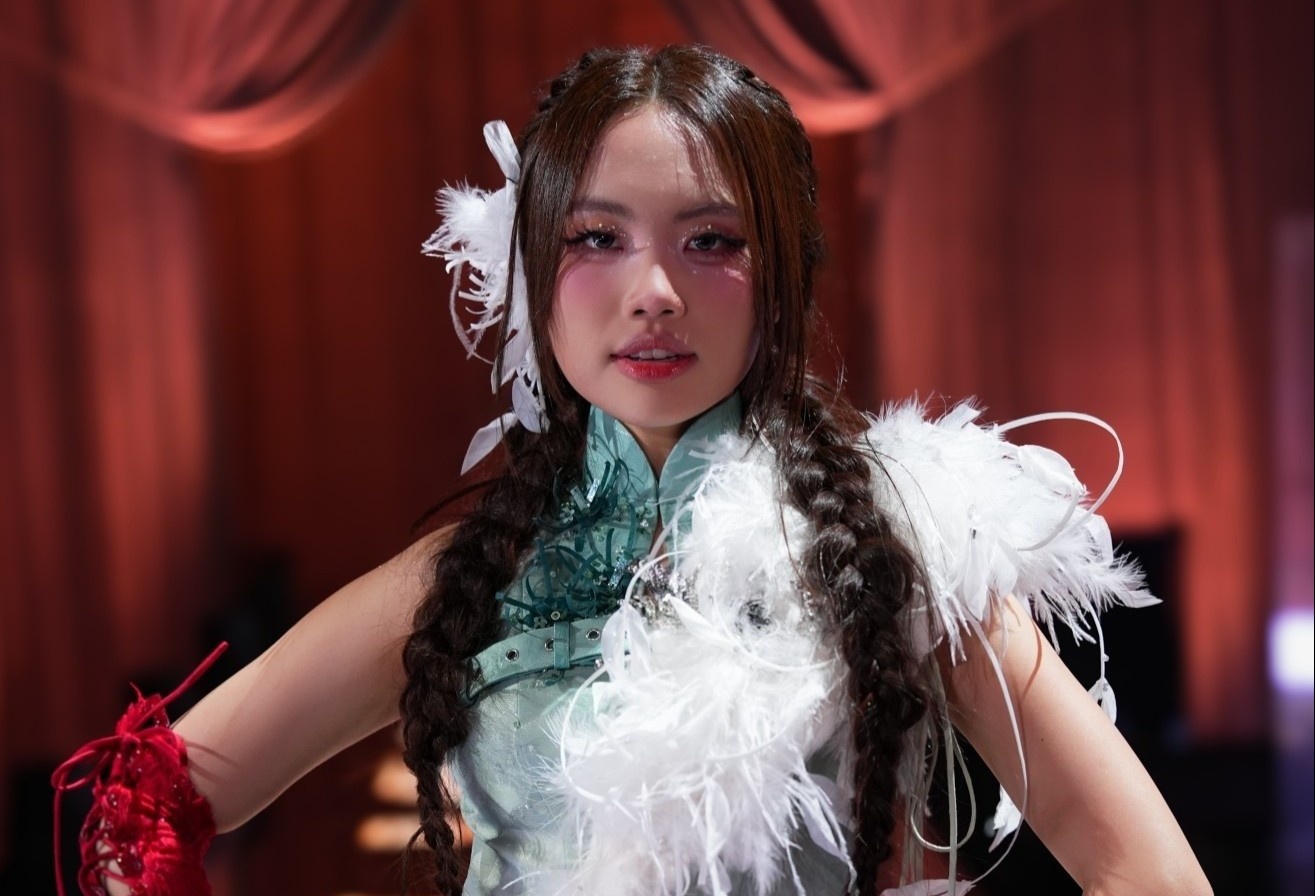 Phuong My Chi that bai o cuoc thi Trung Quoc? hinh anh