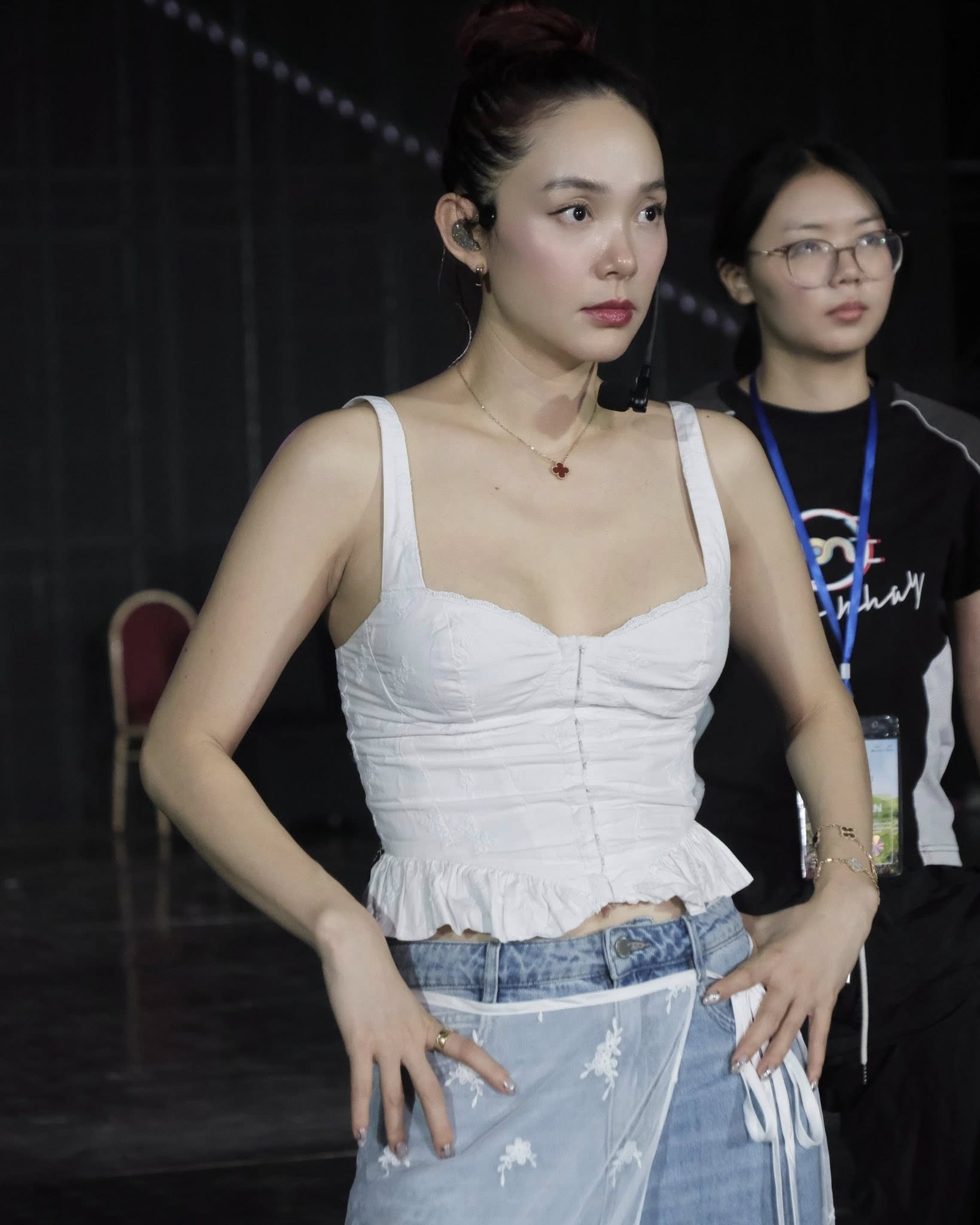 Sân khấu sập, đêm nhạc có 20 ca sĩ ở Quảng Ninh bị hủy gấp