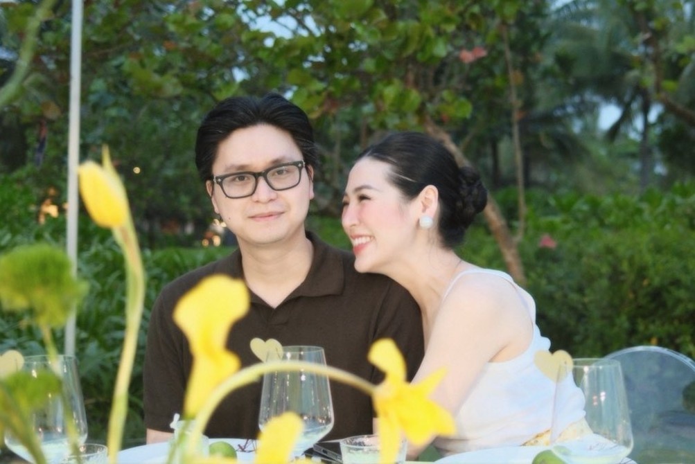 A hau Tu Anh sau 7 nam cuoi chong doanh nhan hinh anh