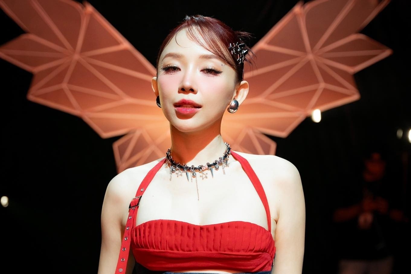 Tiec cho Tan binh toan nang hinh anh