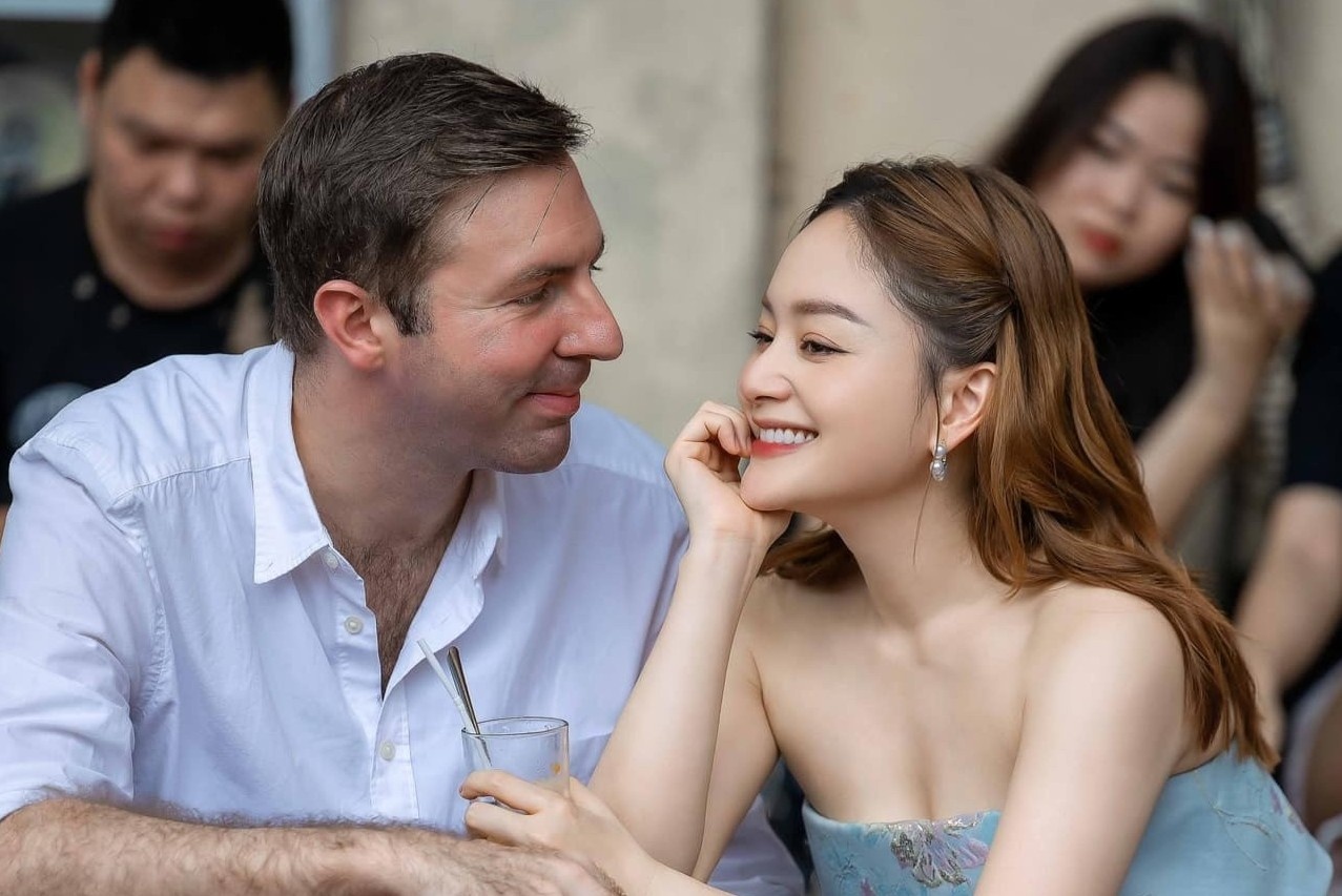 Lan Phuong truoc khi ly than chong Tay hinh anh