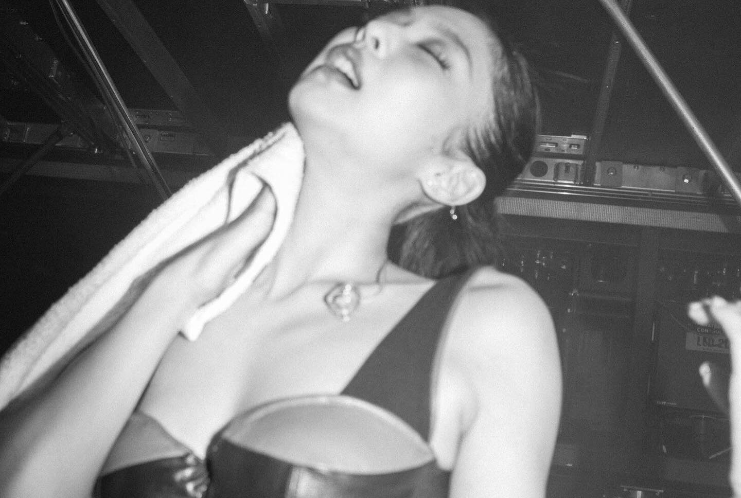 Hinh anh goi cam khien Jennie phai xoa bo hinh anh