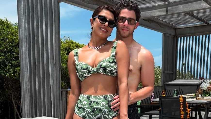 Hoa hau An Do goi cam ben chong kem 10 tuoi hinh anh