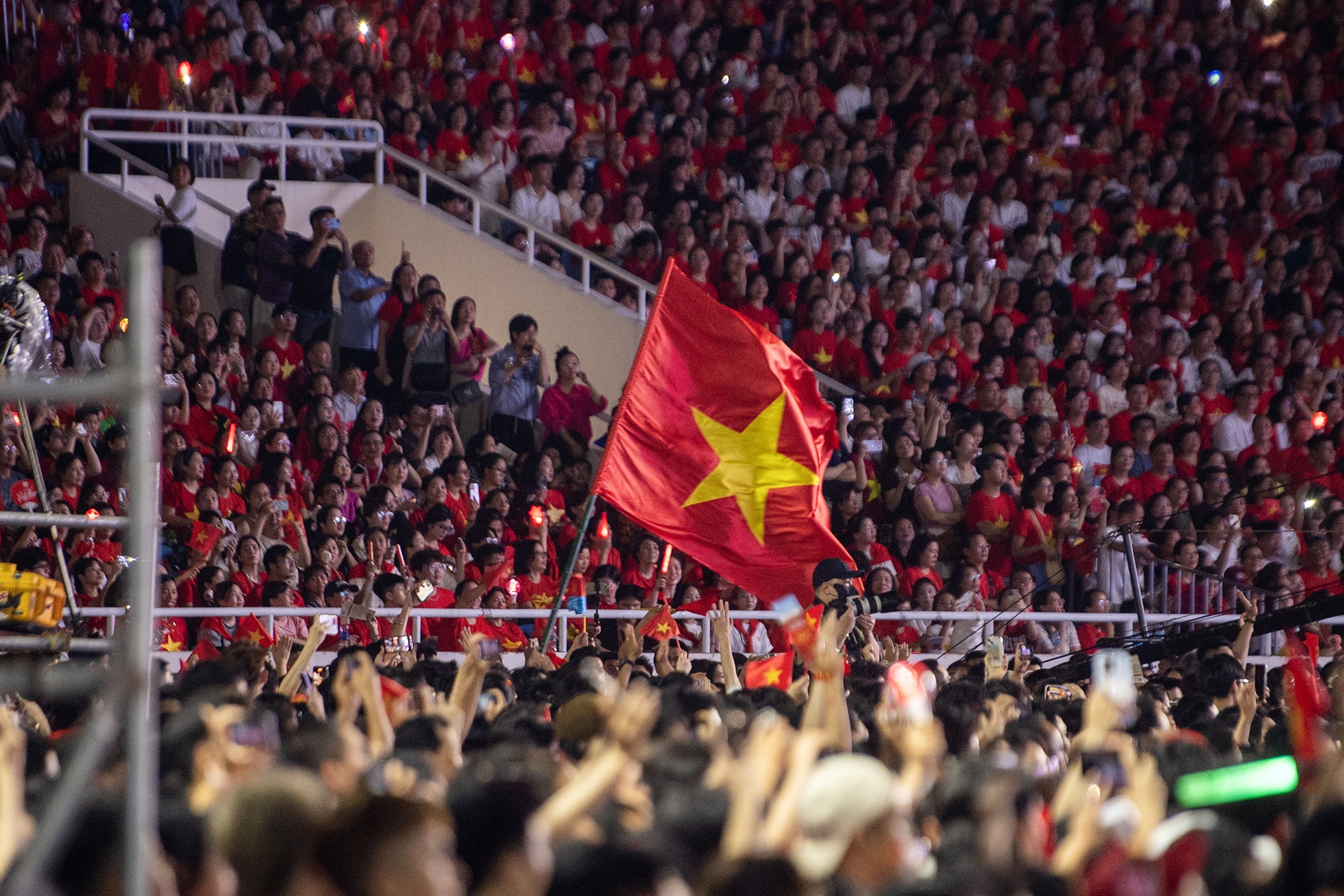50.000 khán giả bùng nổ trong 'concert quốc gia' chưa từng có