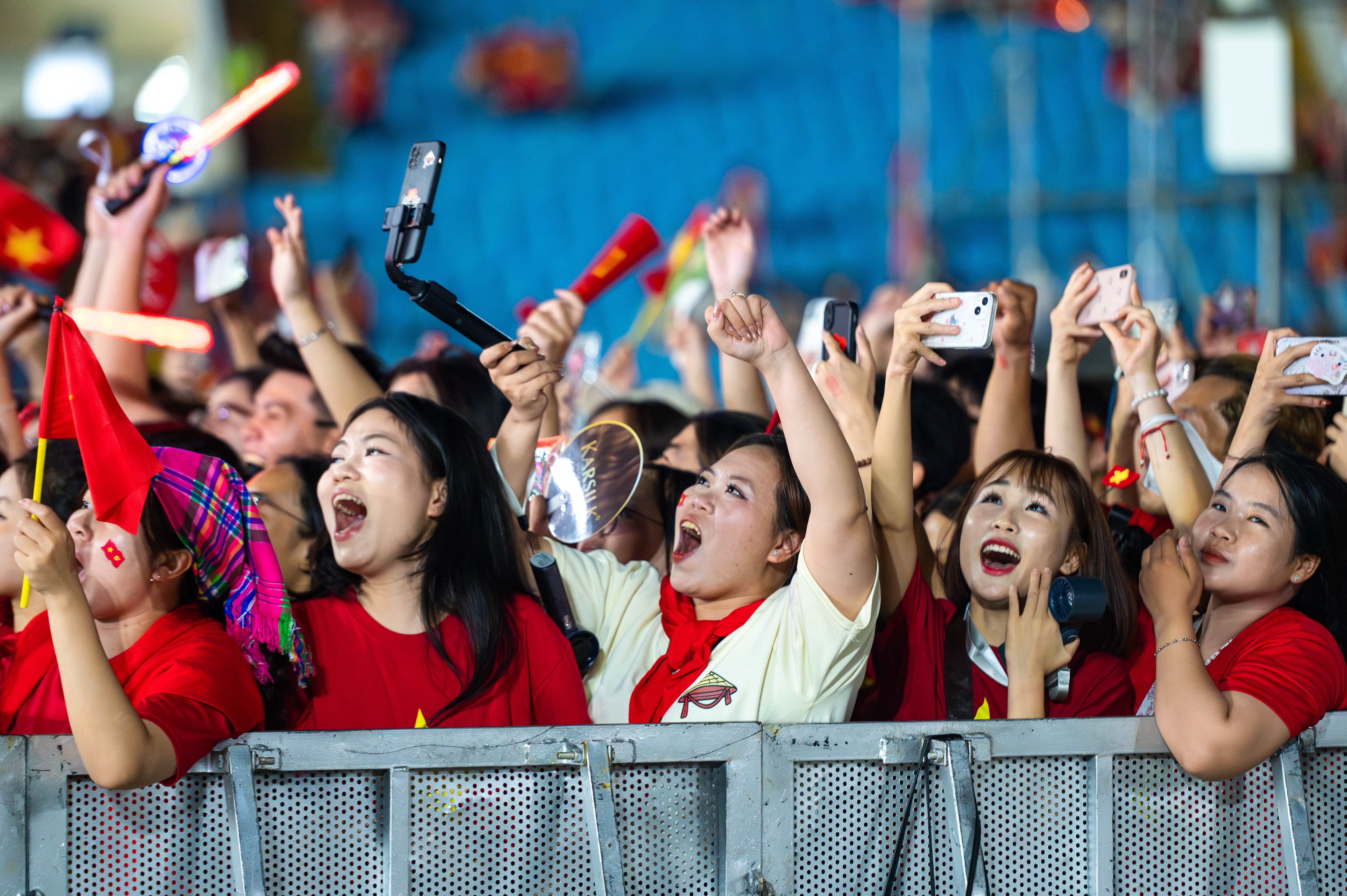 concert_1_znews.jpg