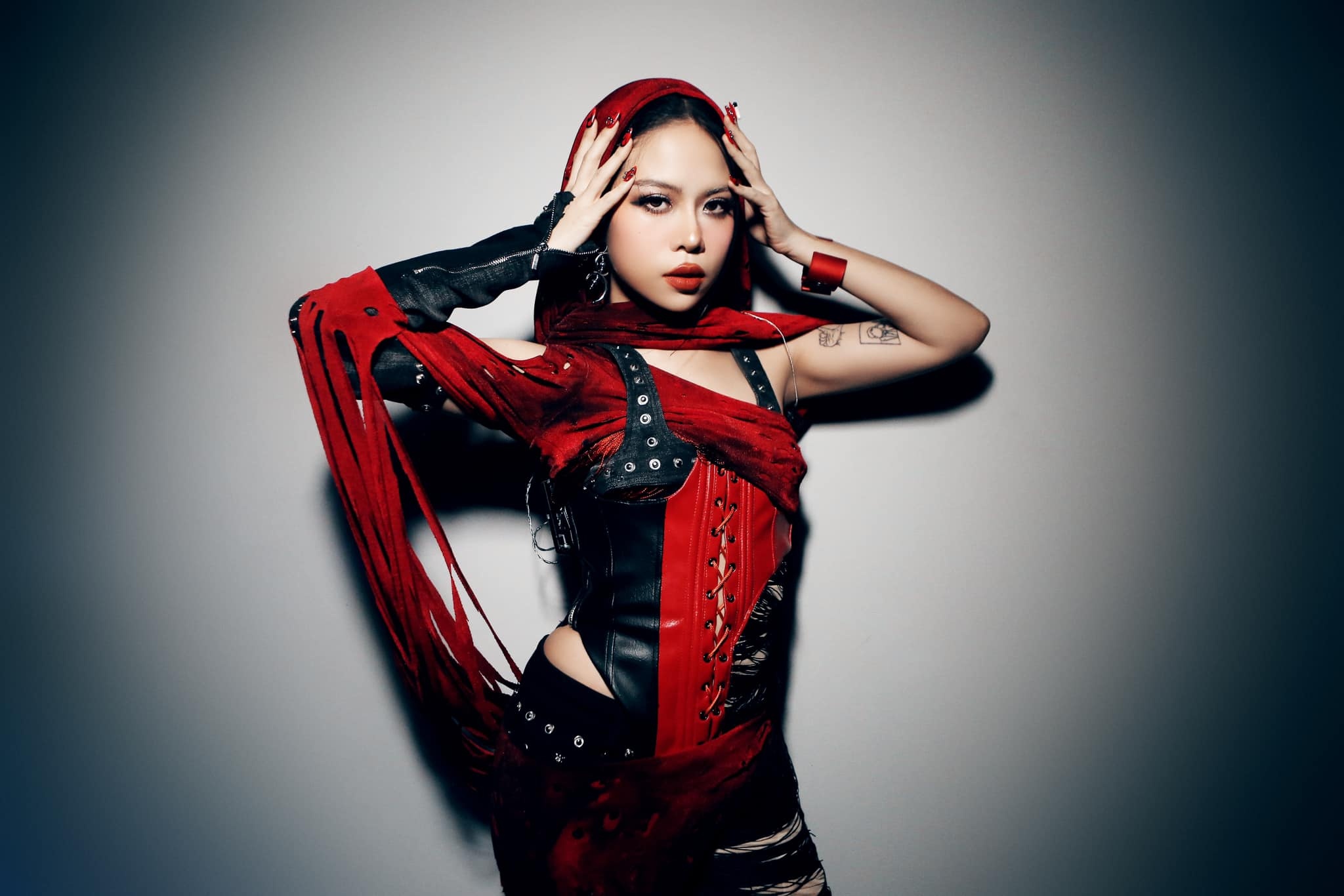 8Wonder anh 2