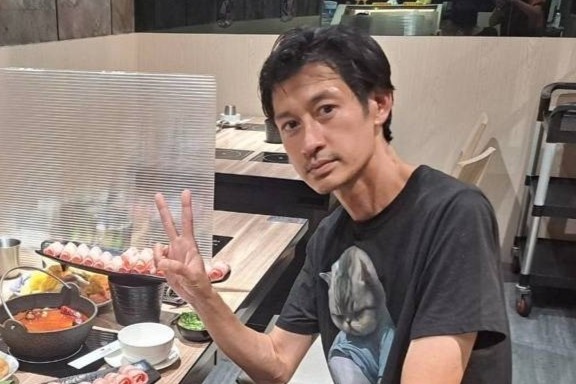 Duong Tri Binh sau thoi gian dien loan, lang thang tren duong hinh anh