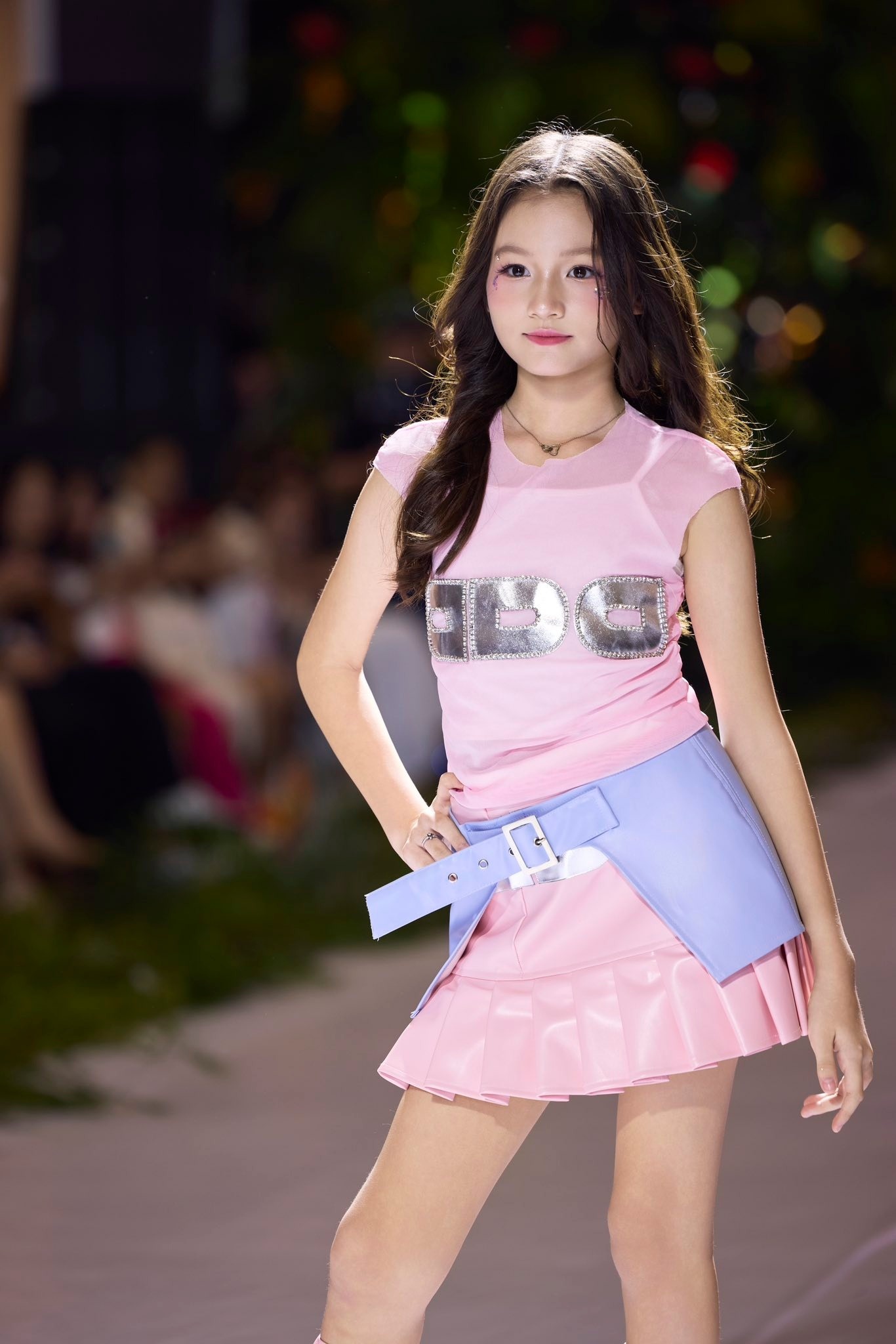 Con gai Phuong Vy anh 1