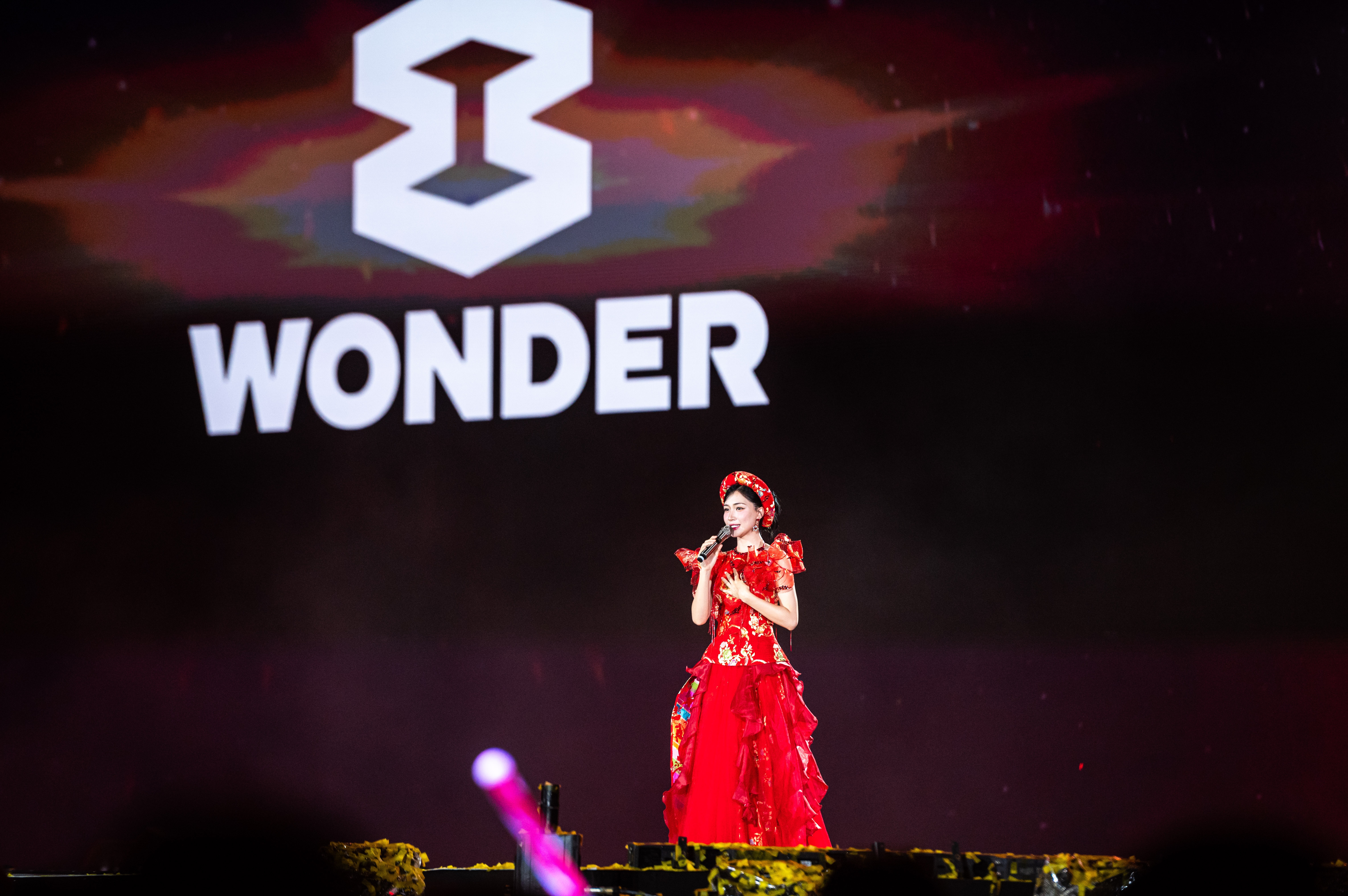 8wonder_16_znews.jpg