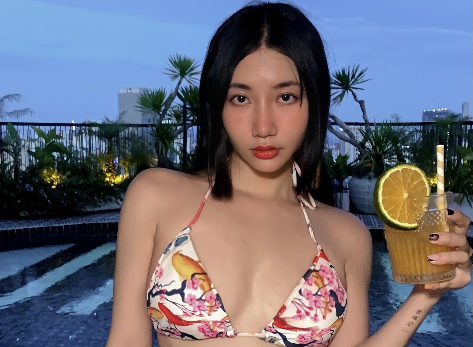 Orange giua tin hen ho nha san xuat kem 4 tuoi hinh anh