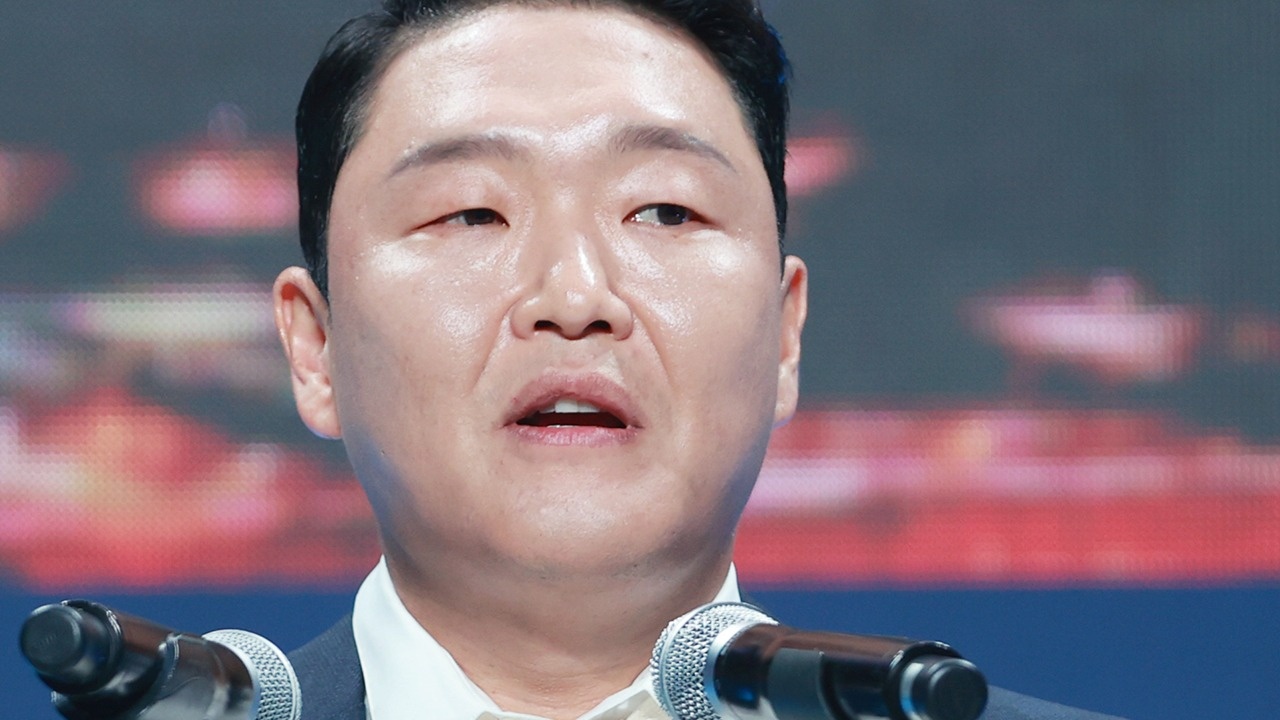 PSY bi dieu tra hinh anh