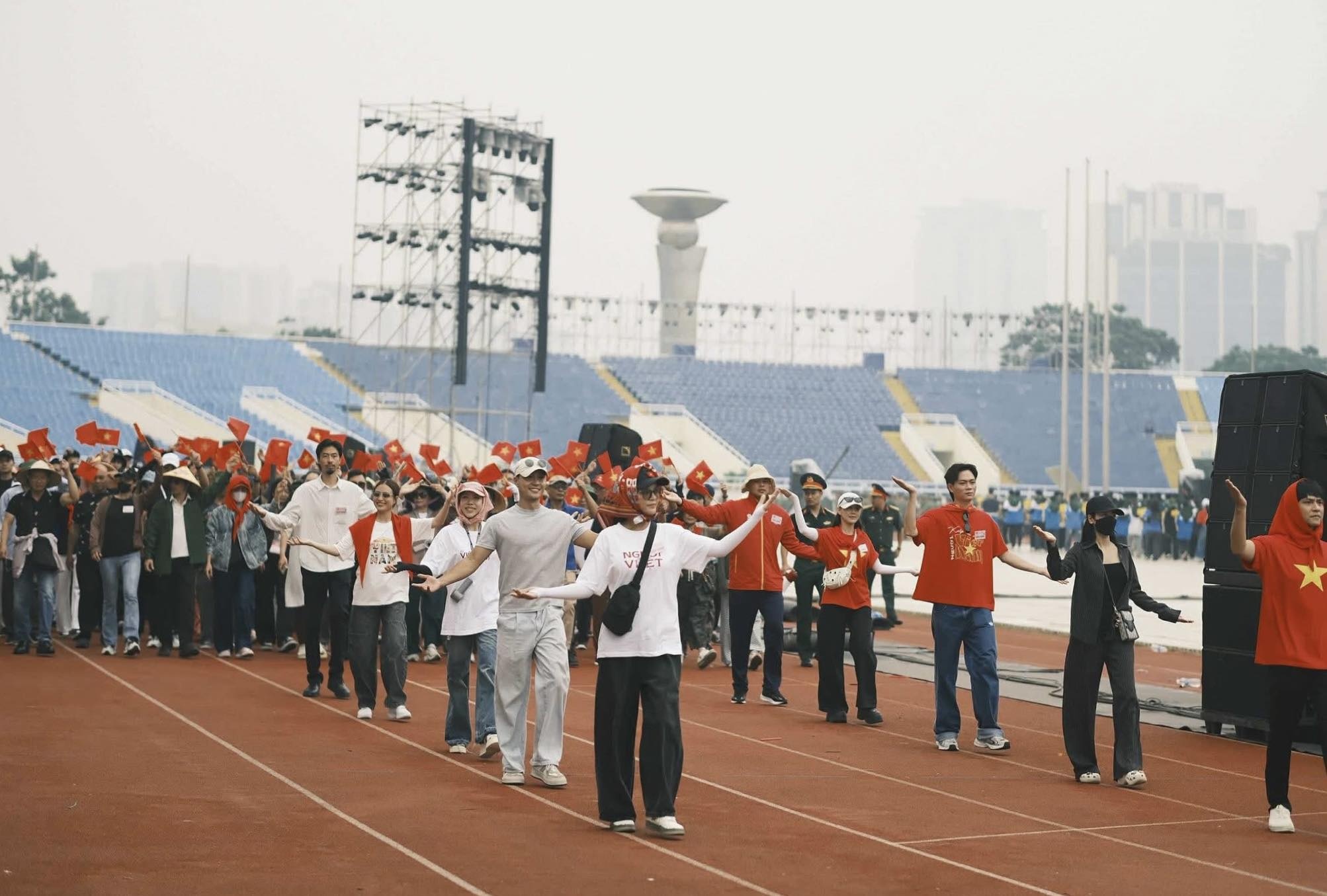 Quoc Khanh 2/9 anh 2