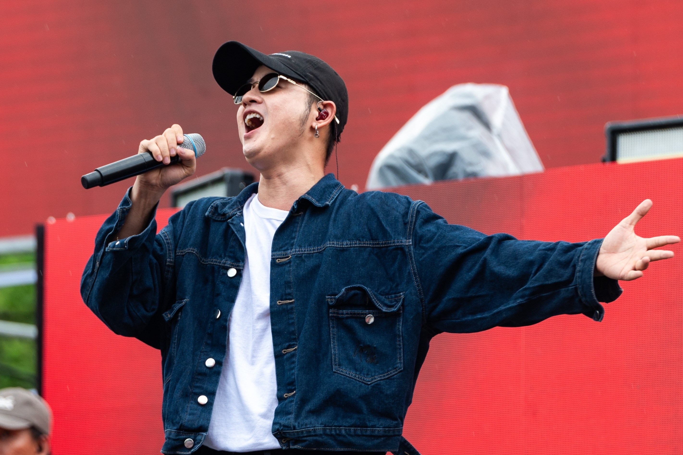 Thanh Duy bung no nang luong o tong duyet 'Tu hao ban sac Viet' hinh anh