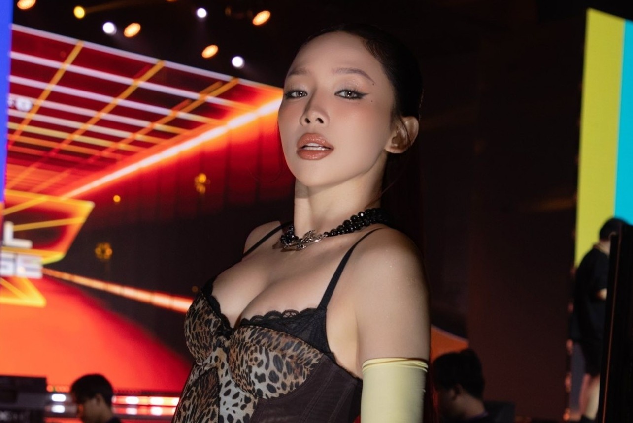 Toc Tien lai vuong on ao hinh anh