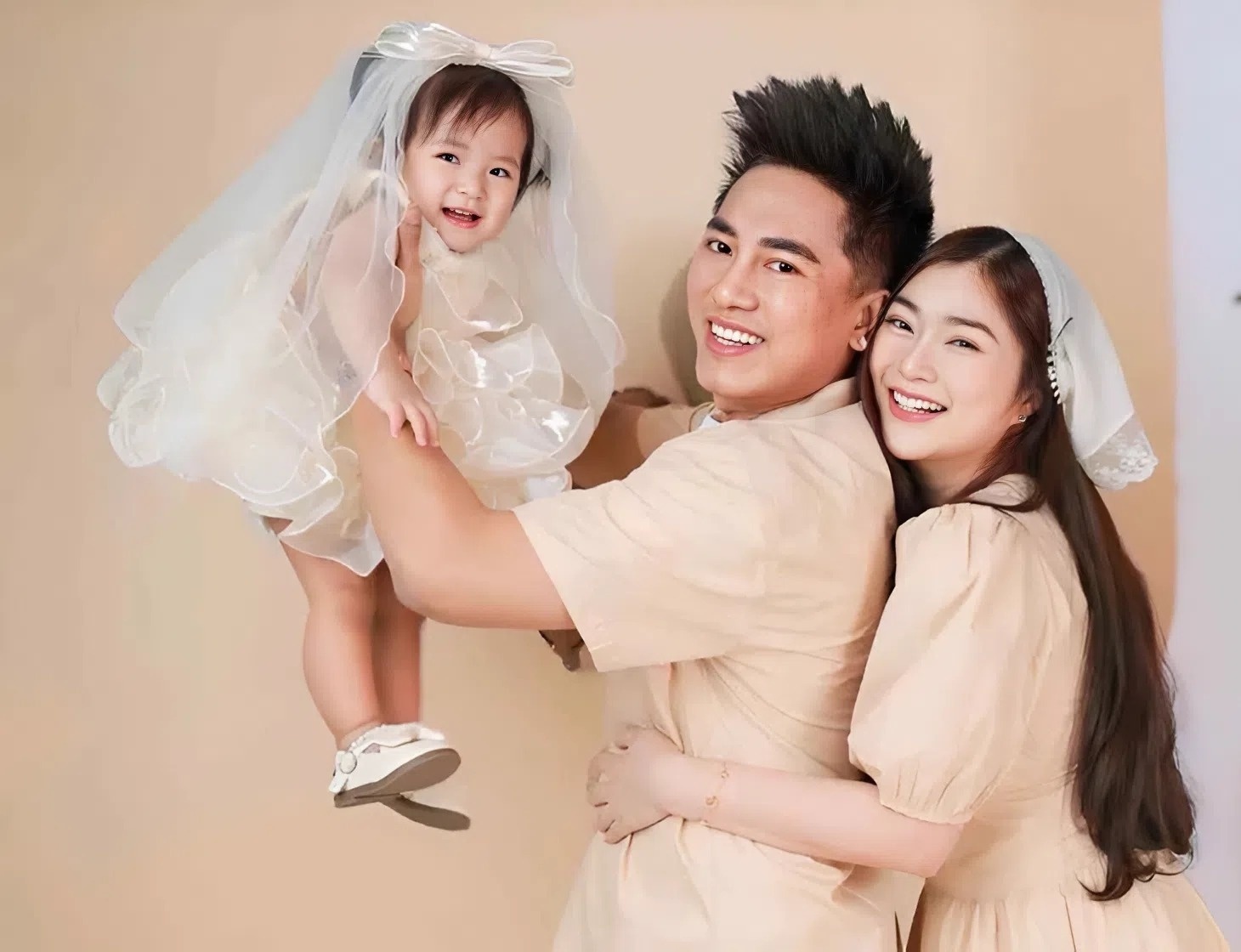 Thanh Truc dinh chinh hinh anh