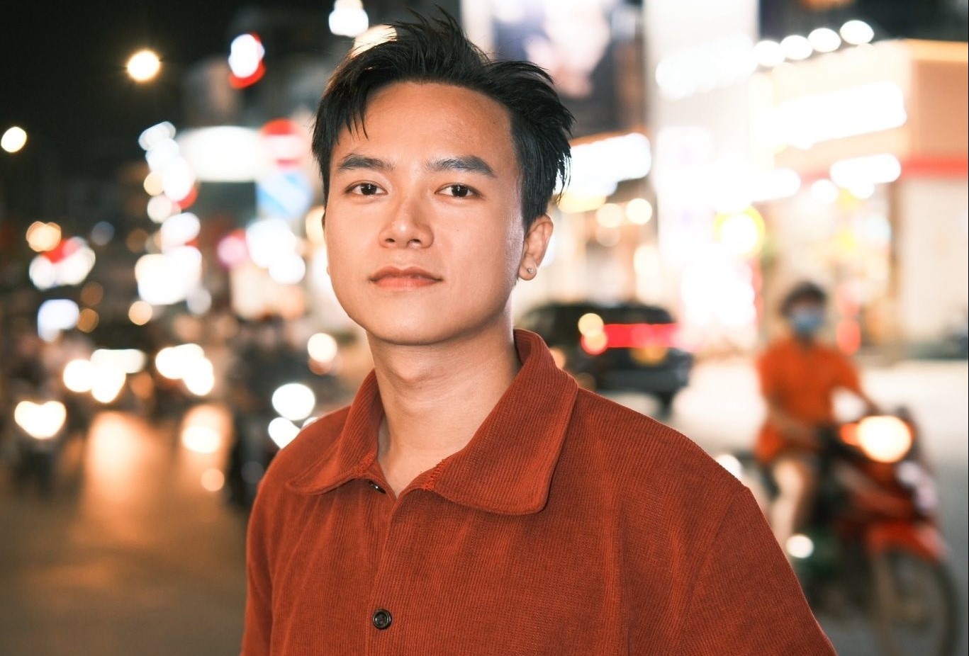 Bui Cong Nam huy show hinh anh