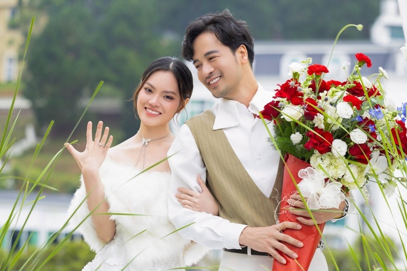 Dien vien Doan Minh Tai cuoi ban gai kem 16 tuoi hinh anh