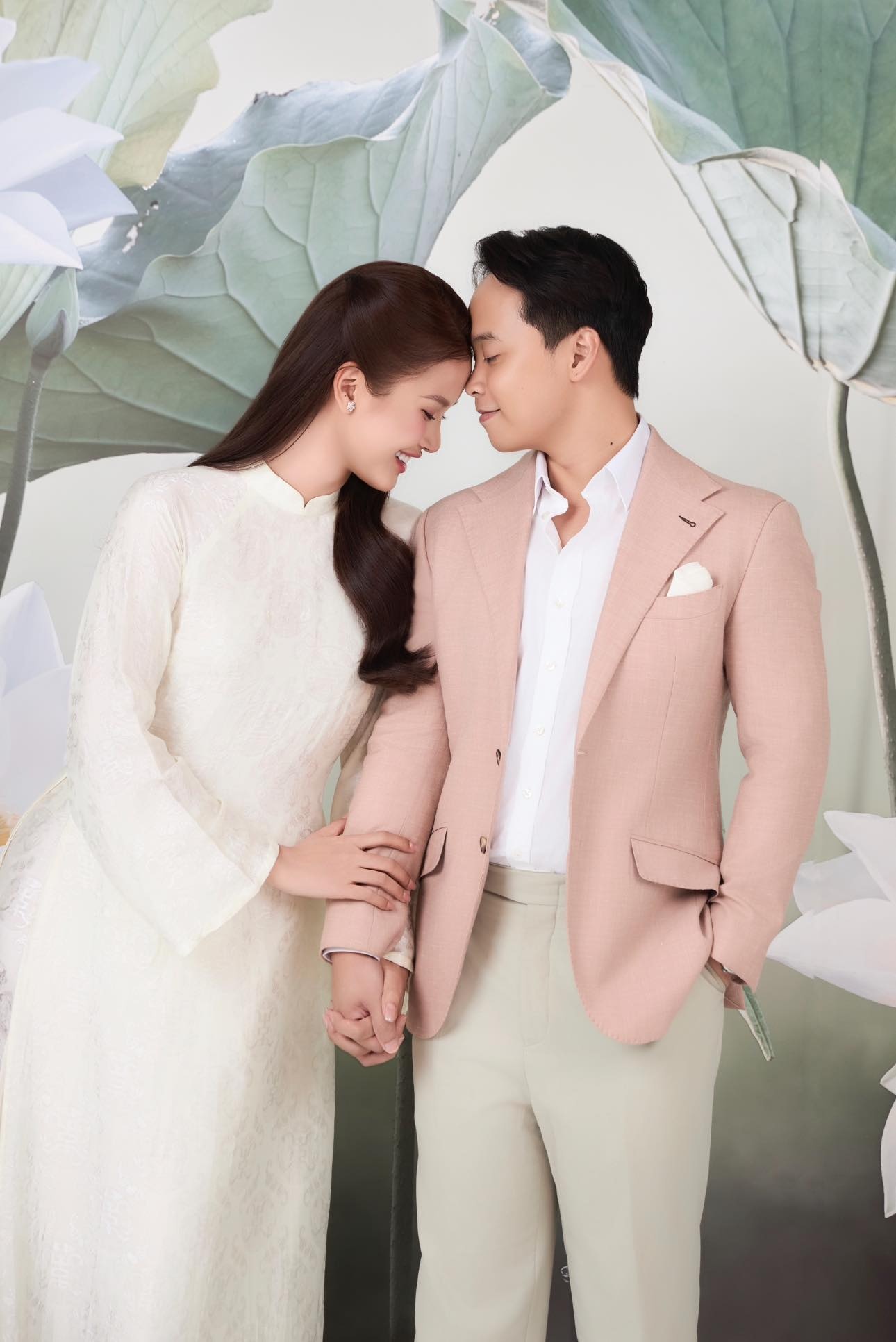 Hương Ly kết hôn