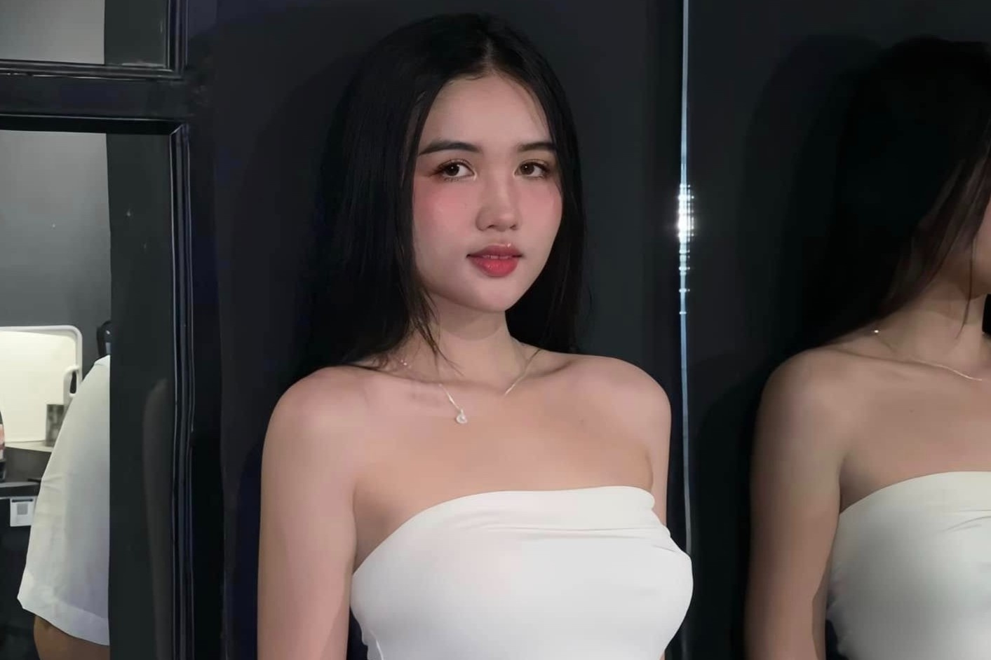 Doi thuong cua tan A hau Thu Ngan hinh anh