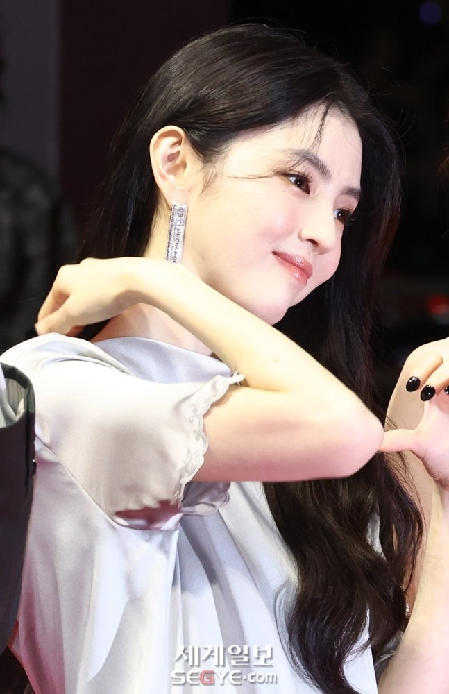 han_So_hee1.jpg