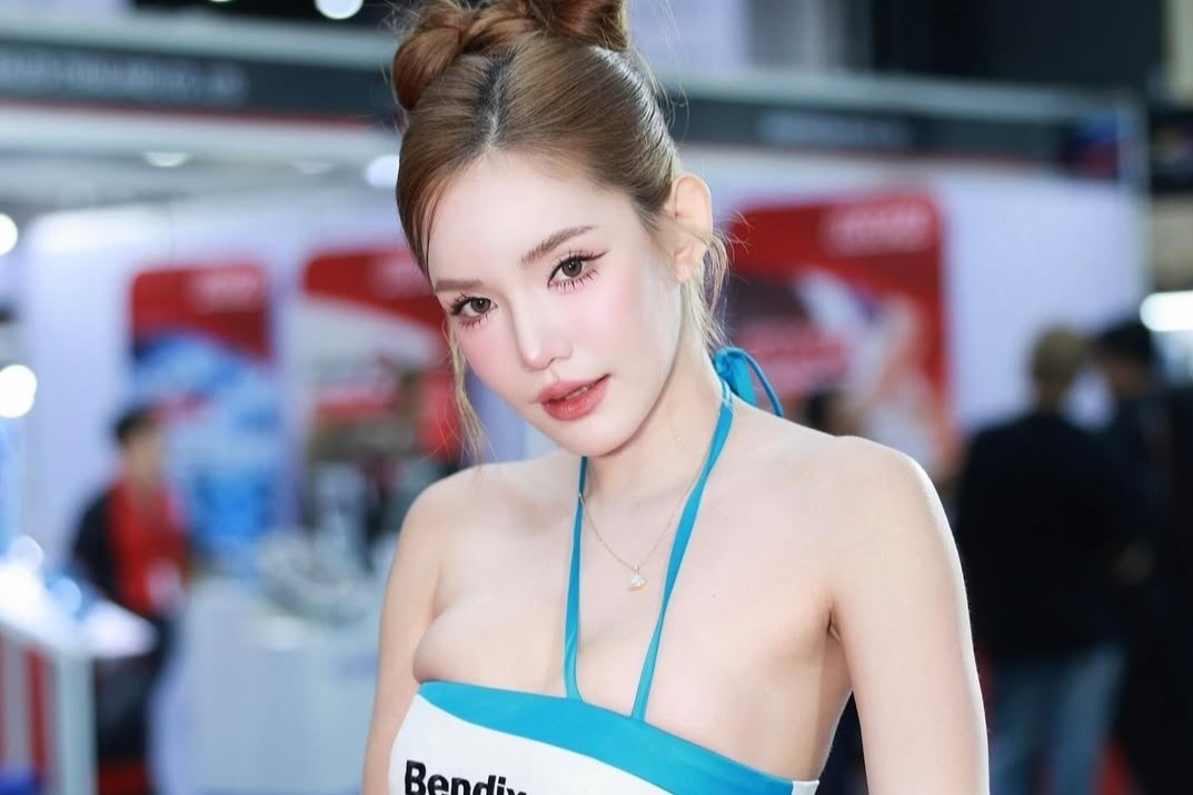 Hoa hau Thai Lan bi ro ri nhieu clip nhay cam hinh anh