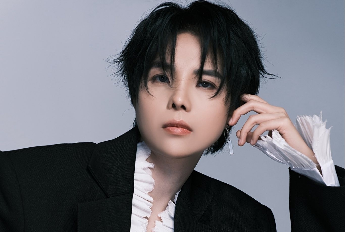 Vu Cat Tuong noi ve viec co con hinh anh