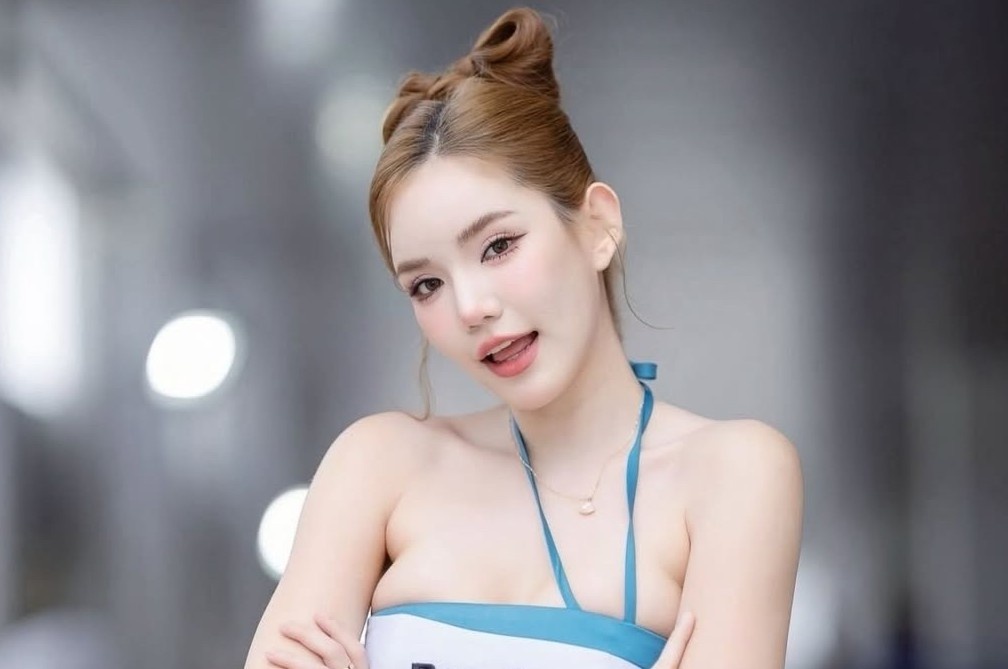 Hoa hau Thai Lan lo clip nhay cam tiep tuc gap song gio hinh anh