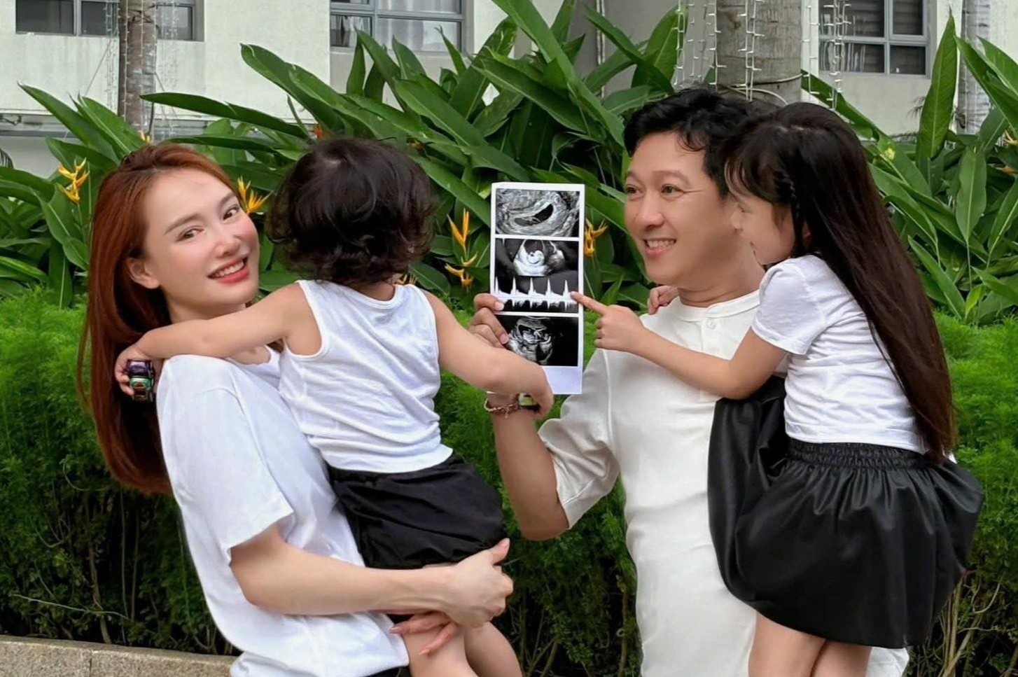 Nha Phuong mang thai lan 3 hinh anh