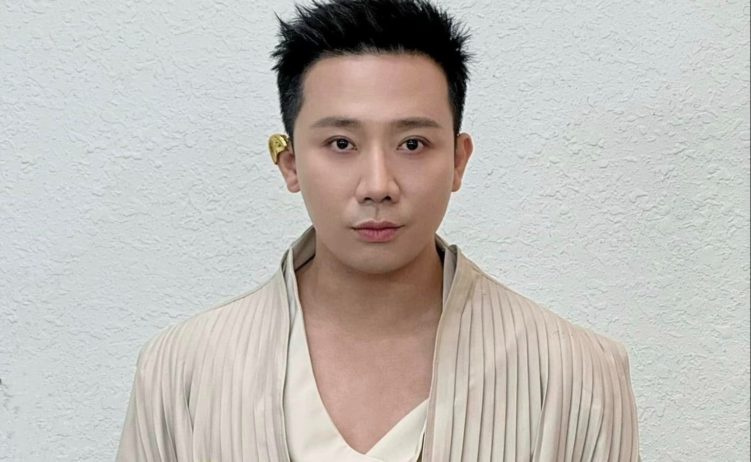 Tran Thanh, Hari Won quyen gop 500 trieu dong hinh anh