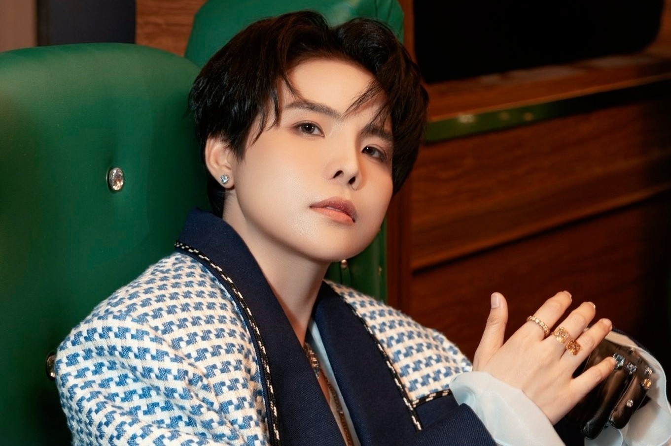 Cu soc Vu Cat Tuong o Anh trai 'say hi' hinh anh