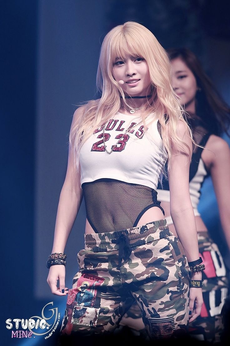15a24fb0ef750c9d98e733d9b64305f1.jpg