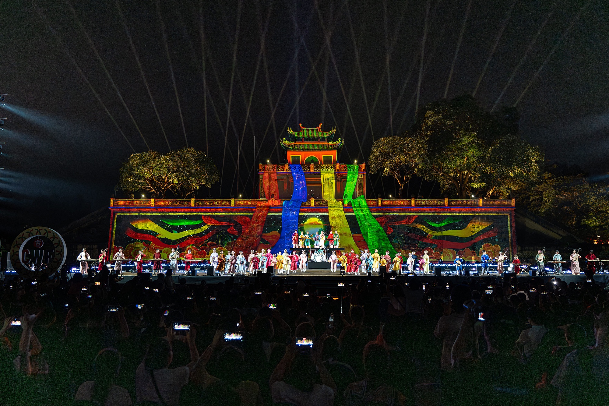 Le hoi van hoa anh 1