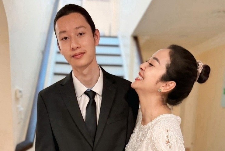 Con trai cao 1,9 m cua Jennifer Pham hinh anh