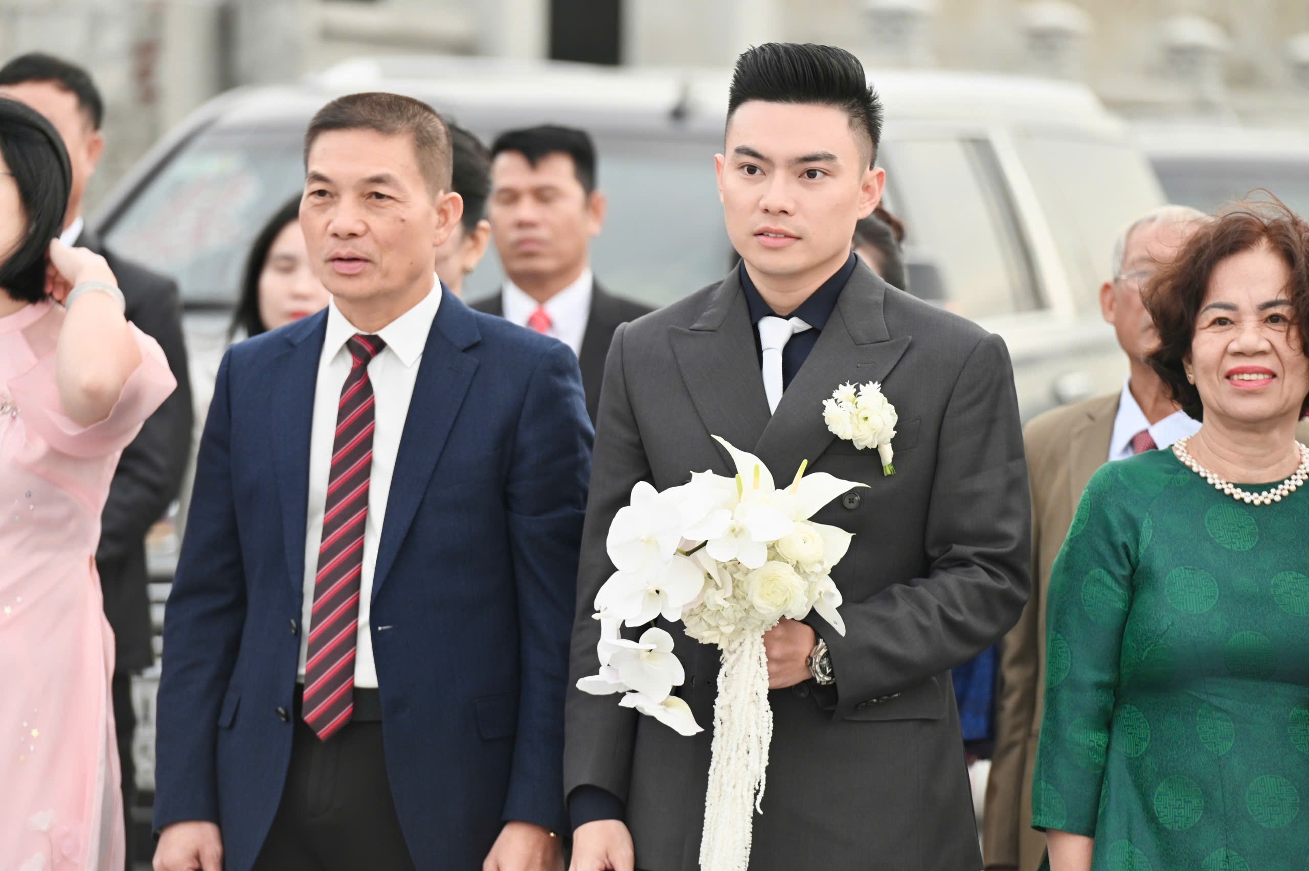 Chồng doanh nhân của Đỗ Thị Hà tới đón dâu ở Thanh Hóa