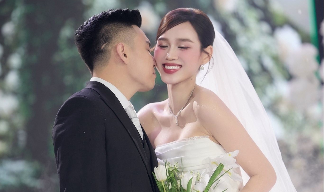 Thuc don tiec cuoi thieu gia Tap doan Son Hai va Do Thi Ha hinh anh