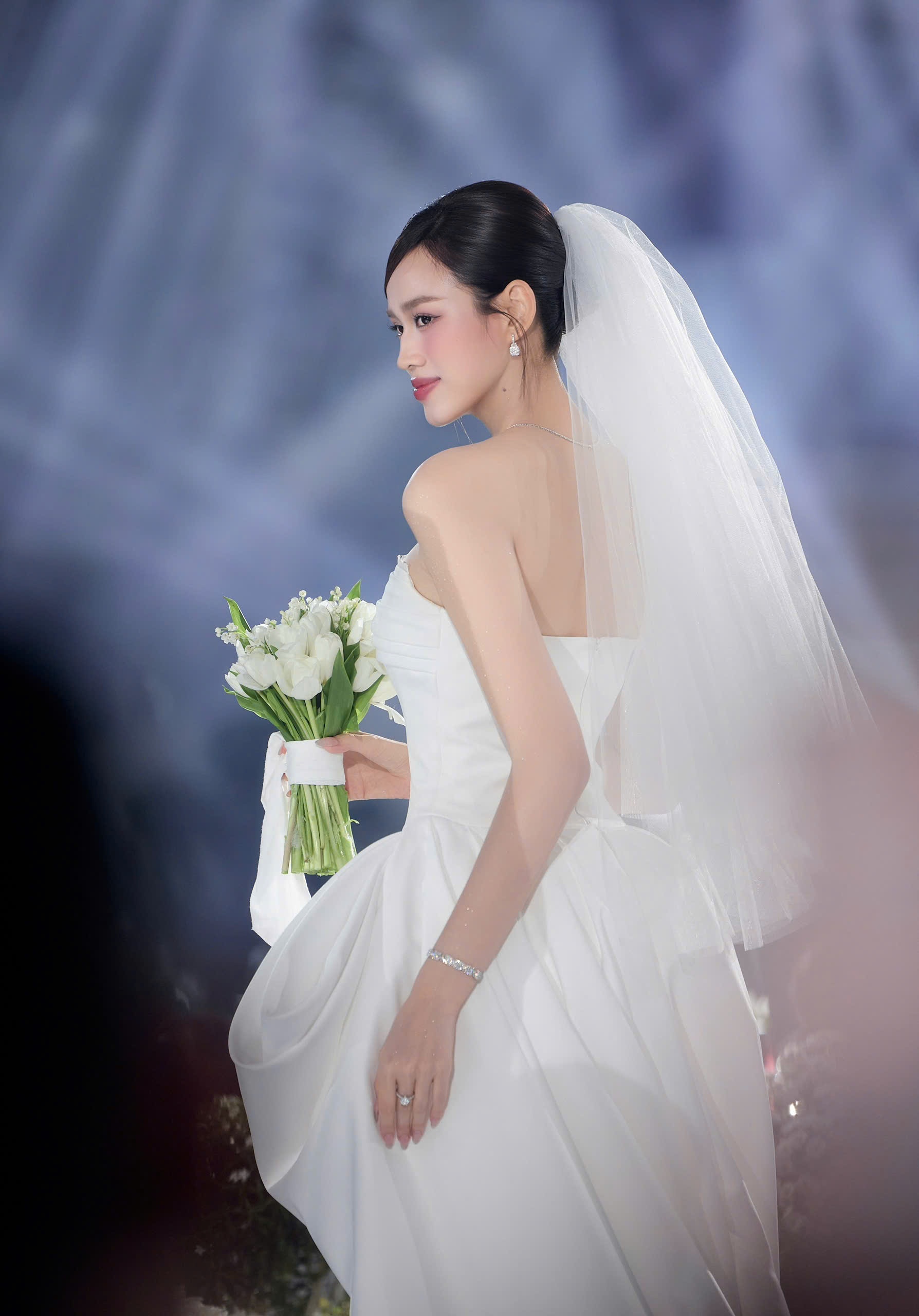 Tiệc cưới hoành tráng của Đỗ Thị Hà và chồng thiếu gia
