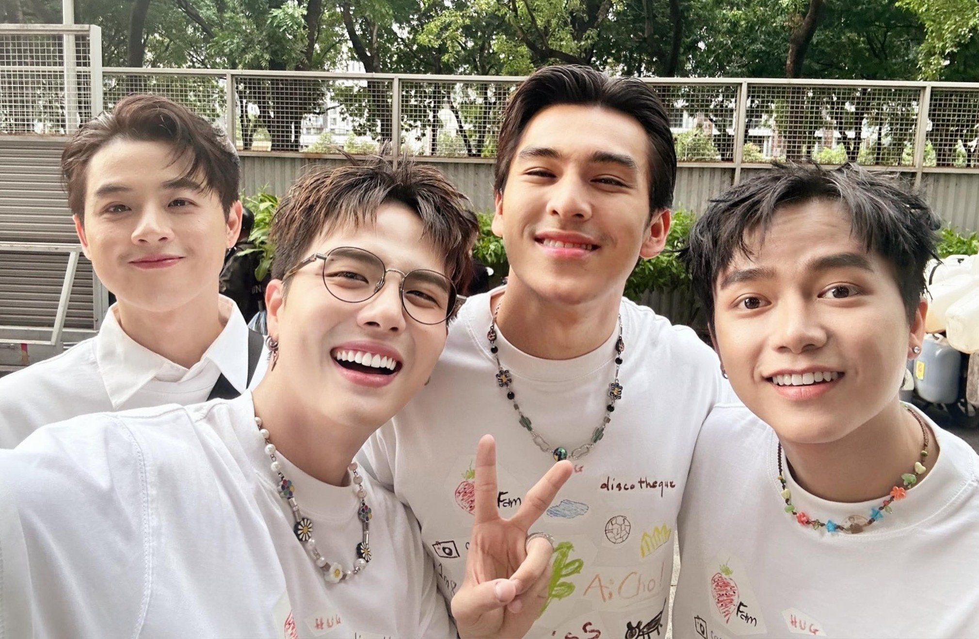 Show co Bui Cong Nam, Duy Khanh bi huy bo hinh anh