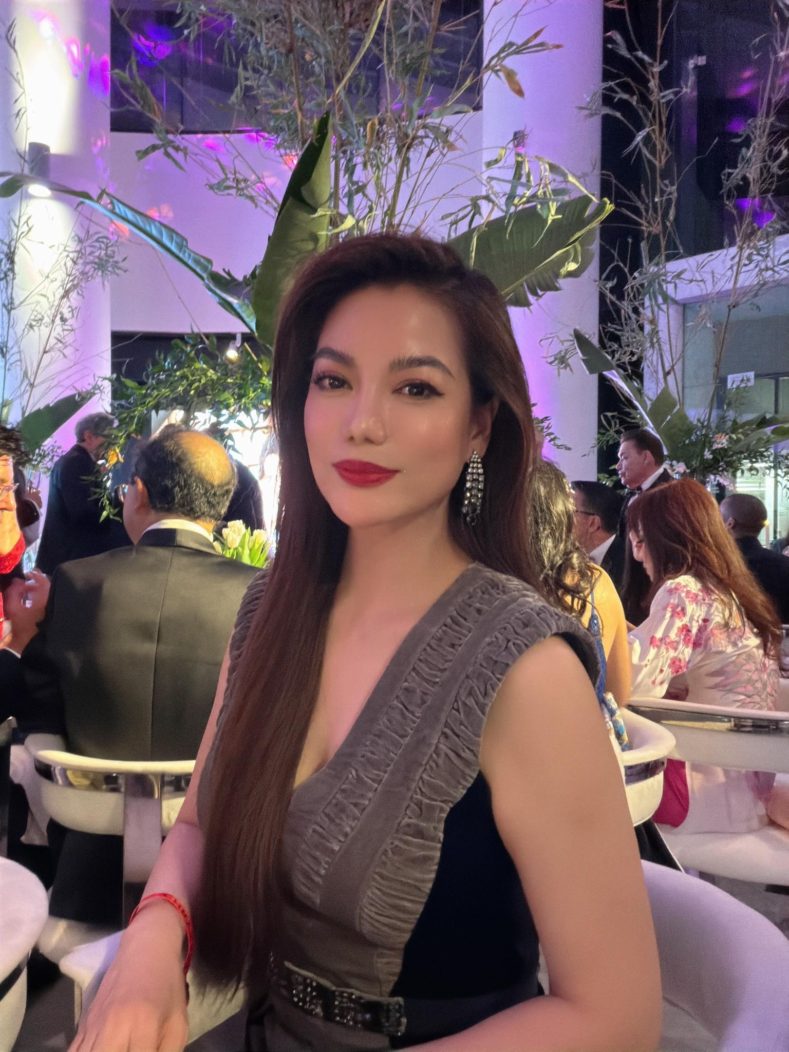Trương Ngọc Ánh đi làm từ thiện, chơi thể thao trước khi bị bắt