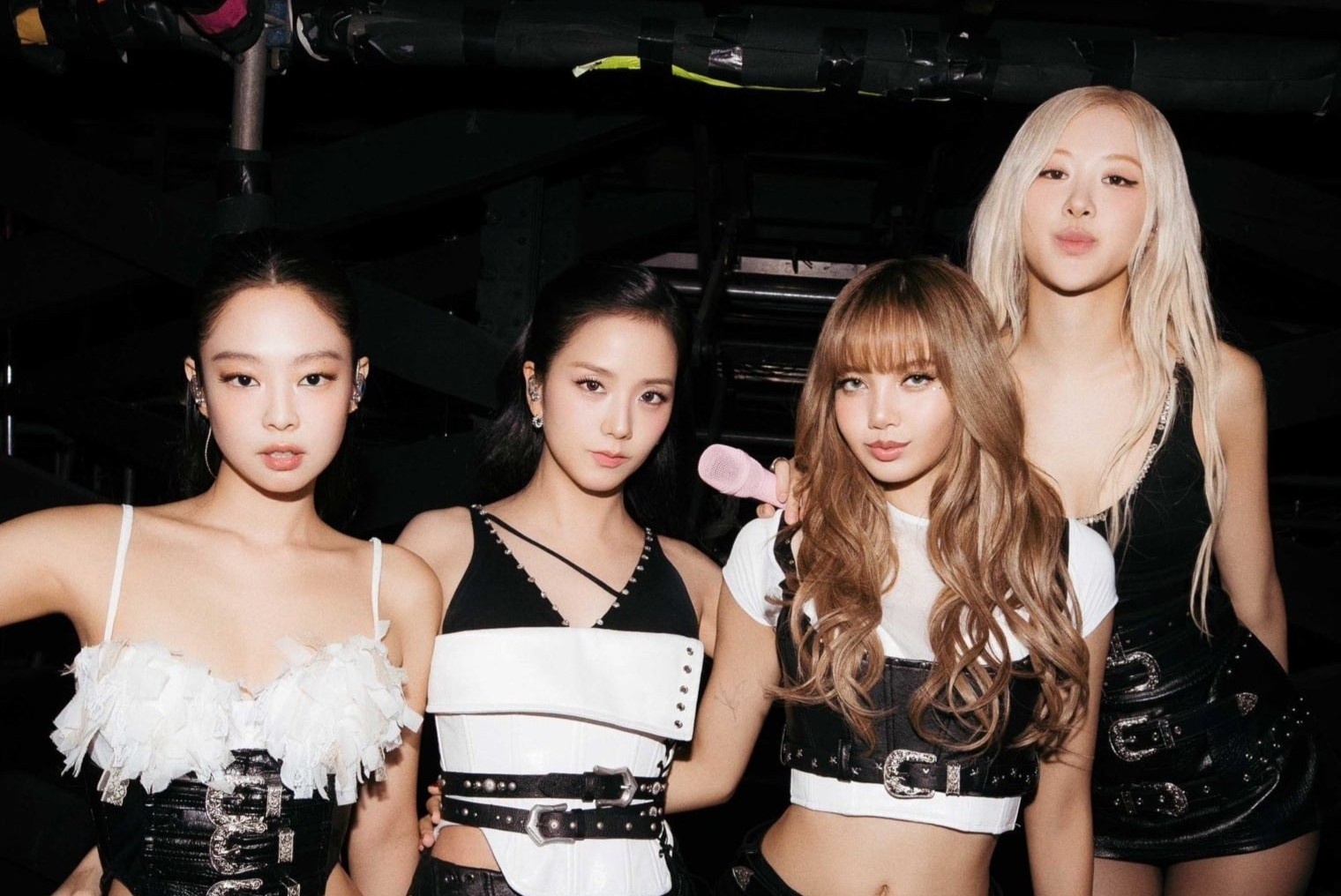 BlackPink bi che gieu hinh anh