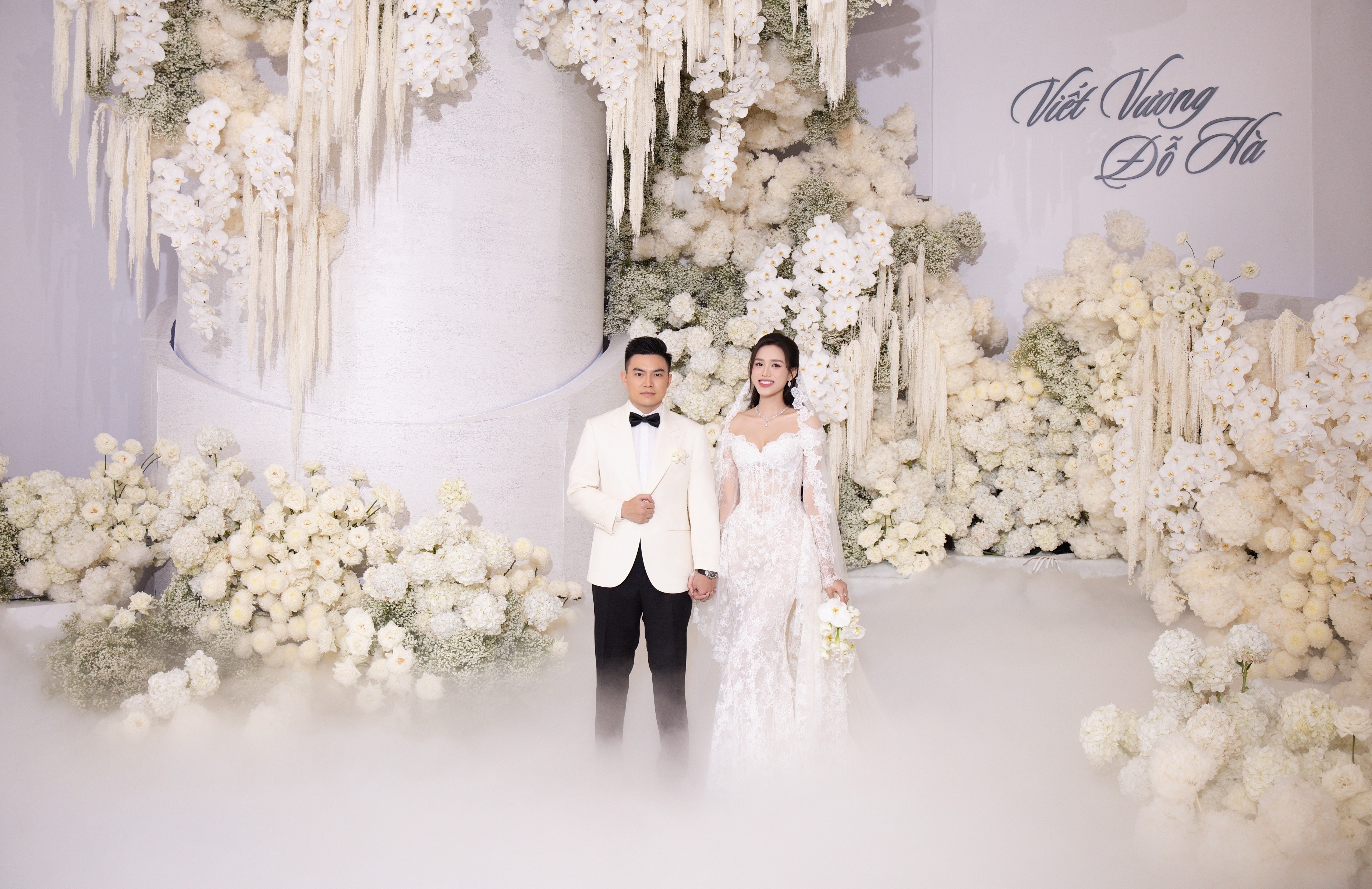 Tiệc cưới ở Hà Nội của Đỗ Thị Hà và Tổng giám đốc Tập đoàn Sơn Hải