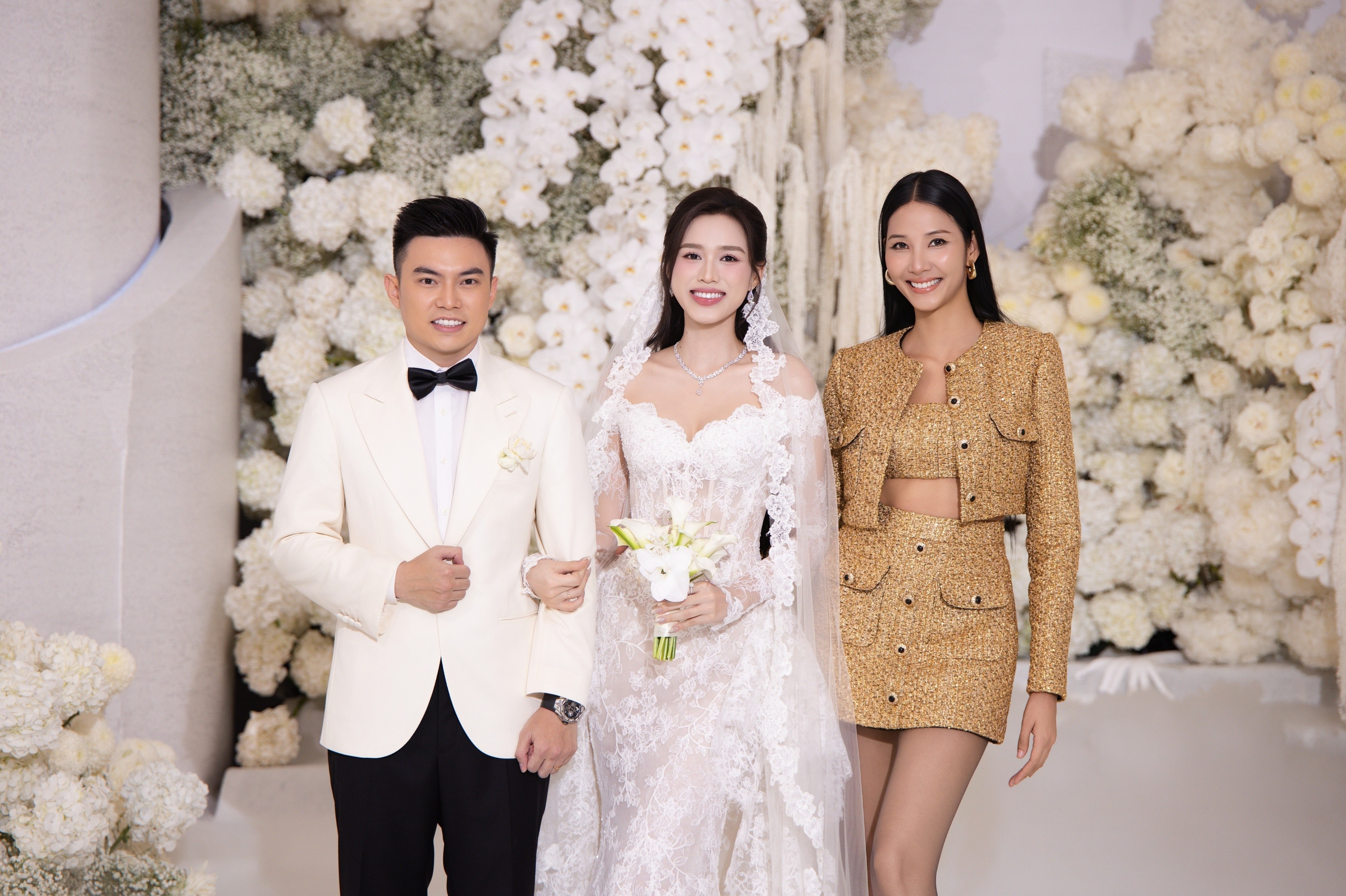 Tiệc cưới ở Hà Nội của Đỗ Thị Hà và Tổng giám đốc Tập đoàn Sơn Hải