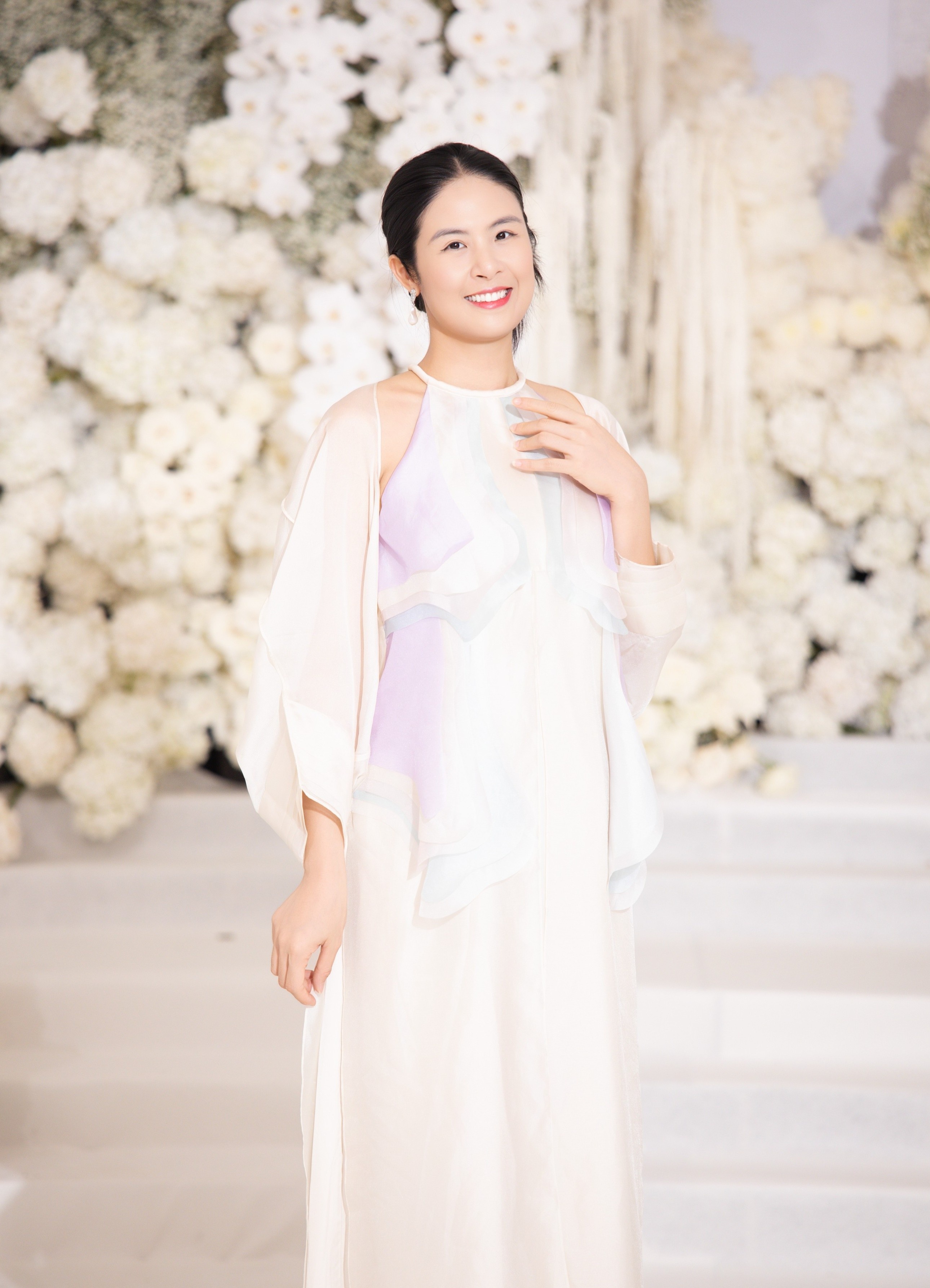 Ngoc_Han_du_cuoi_Do_Thi_Ha_1.jpg