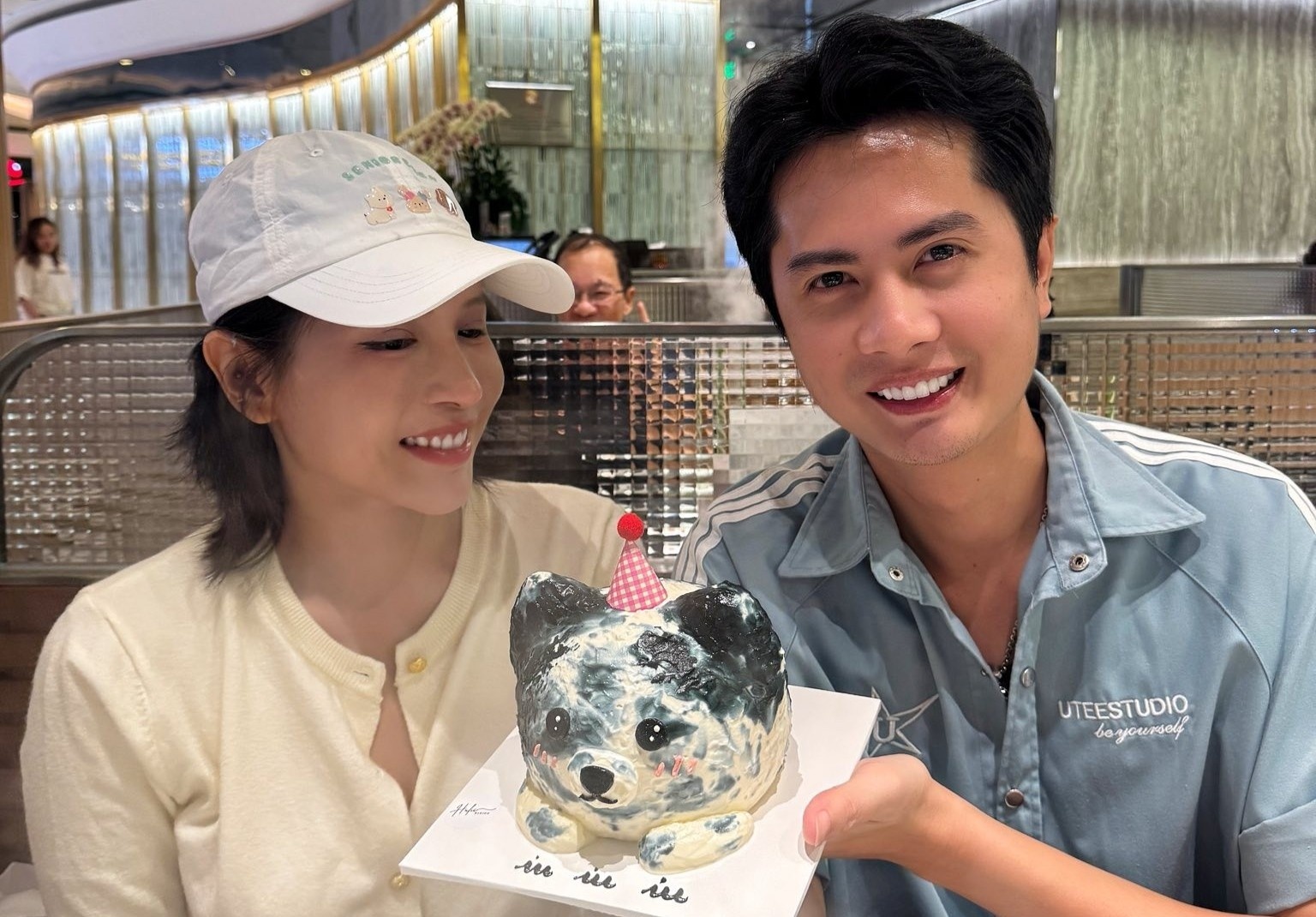 Huynh Phuong cong khai hen ho Kha Nhu? hinh anh