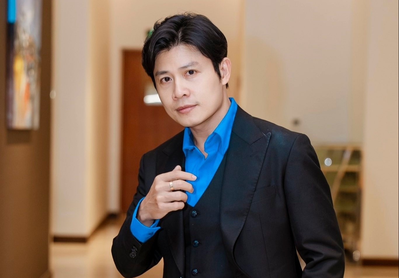 Ly do Nguyen Van Chung thi dai hoc o tuoi 42 hinh anh